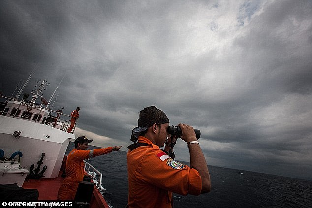 More than 9,000 square kilometres of the Indian Ocean floor has been searched to date, but there's been no signs of the missing Malaysian Airlines flight
