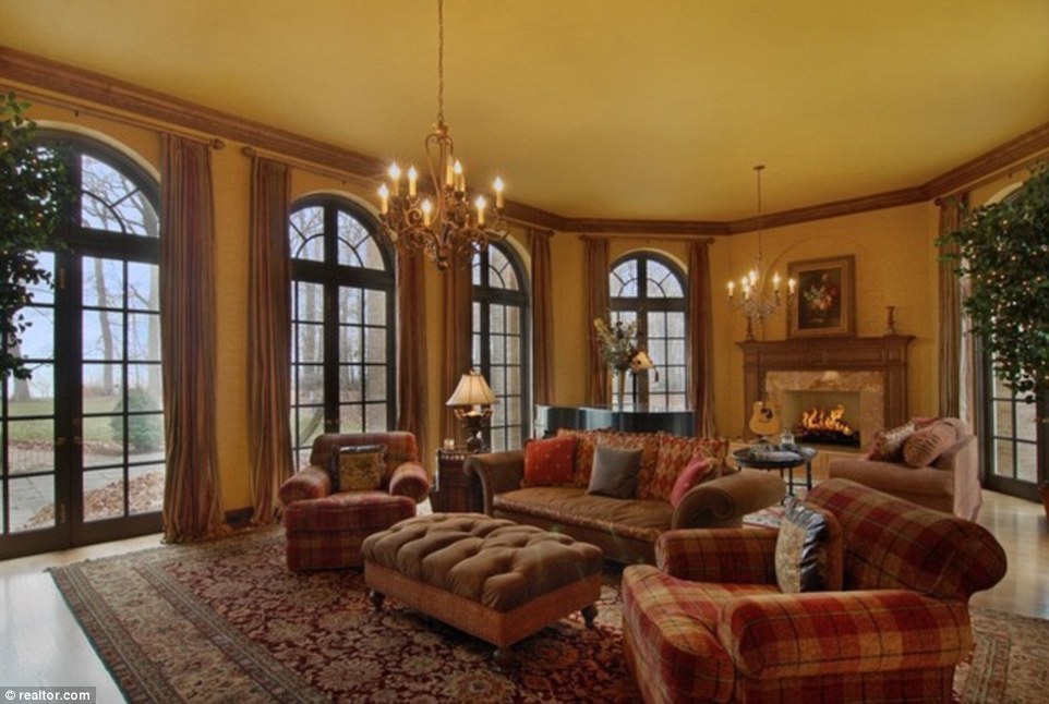 Warm and cozy: The house has a total of 19 fireplaces