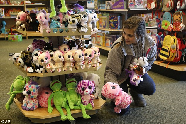 The National Retail Federation predicts that sales for the last two months of the year will hit $616.9 billion, an increase of 4.1 per cent over the same period of 2013