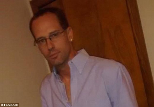 Murder-suicide: After killing the four victims, Hunt shoot himself in the head